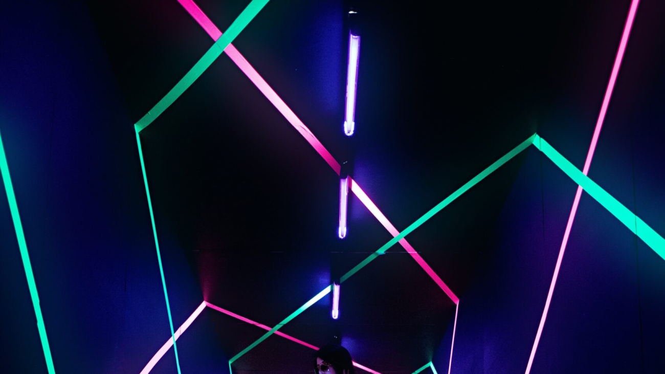 sean-pierce-8AMtKzXMIdw-unsplash